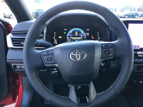 New 2026 Toyota Camry SE w/ Multimedia Upgrade Package image 10