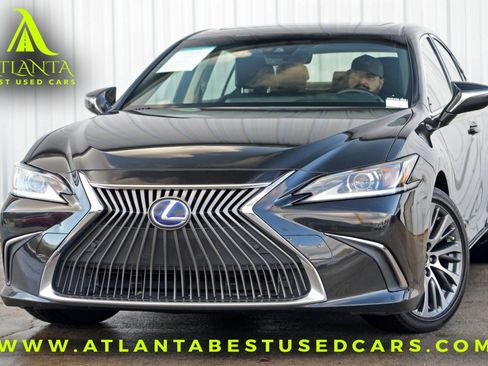 Used 2019 Lexus ES 300h image 1