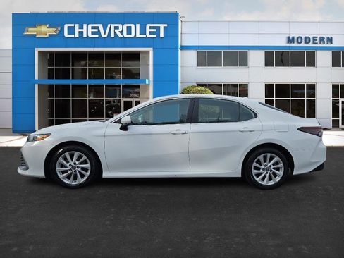 Used 2024 Toyota Camry LE image 2