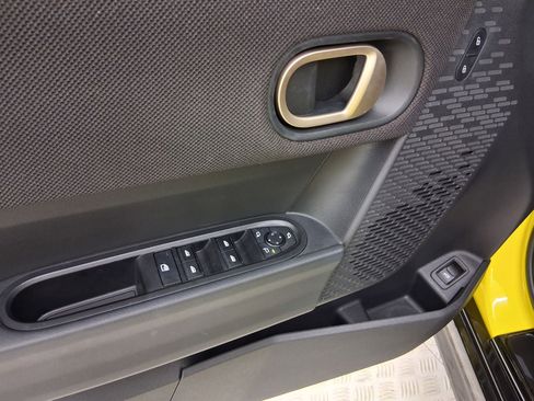 Certified 2025 MINI Cooper S image 12