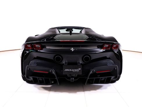 Used 2022 Ferrari SF90 Spider AWD/4WD image 6