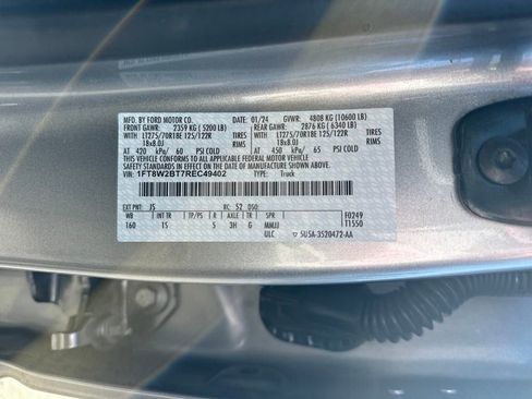 Used 2024 Ford F250 XL w/ STX Appearance Package image 28
