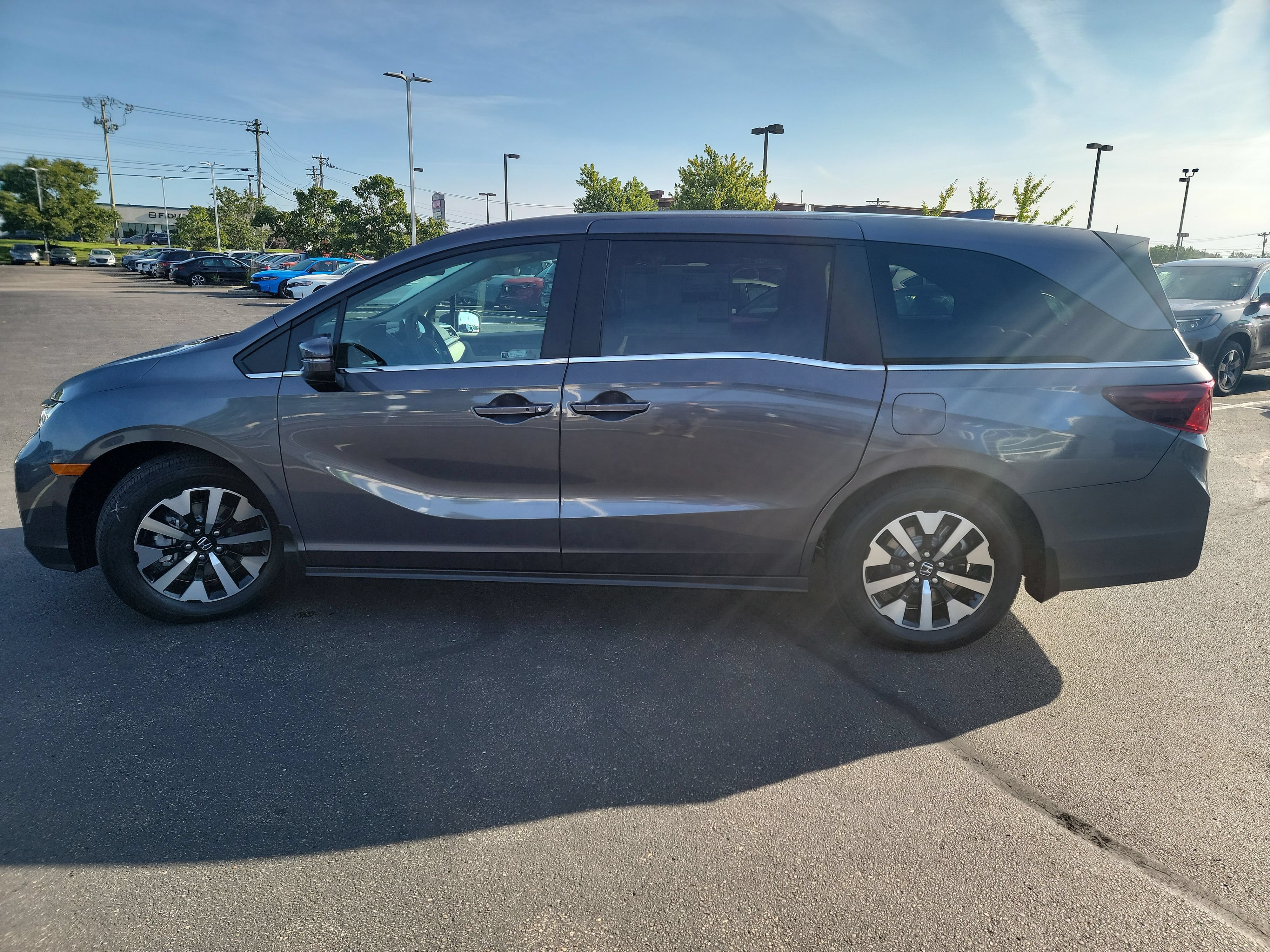 New 2027 Honda Odyssey EX-L image 16