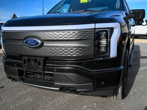 Certified 2023 Ford F150 Lightning XLT w/ Max Trailer Tow Package image 11