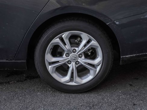 Used 2025 Honda Accord LX image 11