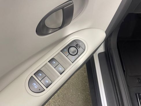 Certified 2025 Hyundai Ioniq 5 SEL image 18
