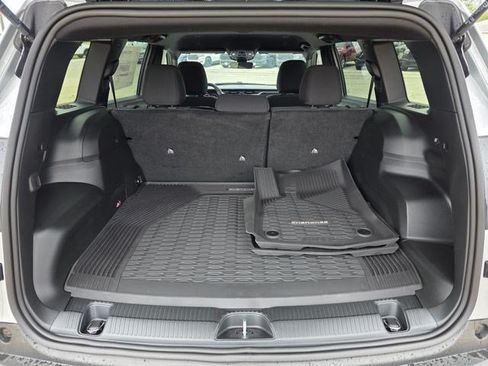 New 2026 Jeep Cherokee Laredo AWD/4WD image 10