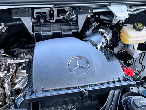New 2025 Mercedes-Benz Sprinter 2500 image 17
