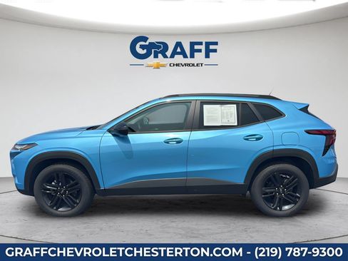 Used 2025 Chevrolet Trax ACTIV w/ Driver Confidence Package FWD image 3
