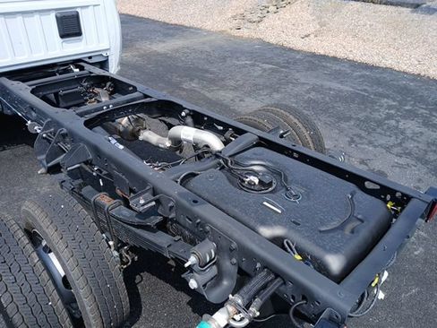 New 2026 RAM 5500 Tradesman w/ Chrome Appearance Group AWD/4WD image 11