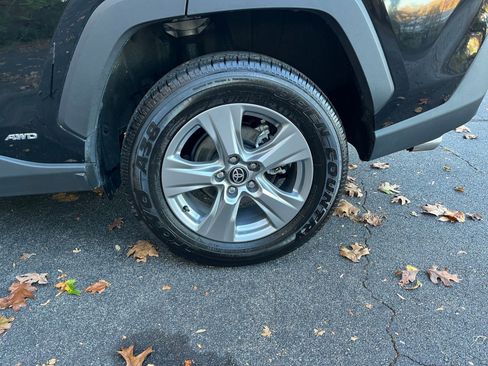 Used 2025 Toyota RAV4 LE image 25