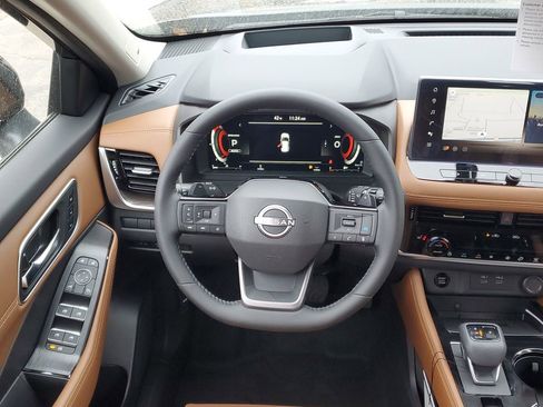 New 2026 Nissan Rogue Platinum image 27