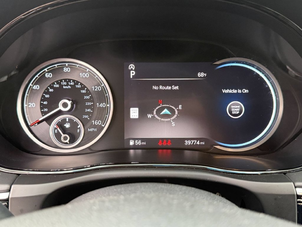 Used 2025 Genesis GV70 2.5T AWD/4WD image 17