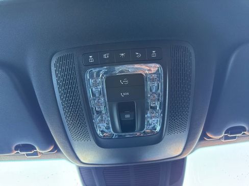 Certified 2025 Mercedes-Benz GLS 450 4MATIC image 26