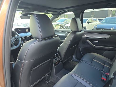 New 2025 MAZDA CX-70 3.3 Turbo w/ Premium Plus Pkg image 15
