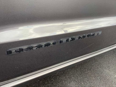 Used 2020 Jeep Grand Cherokee Altitude image 7