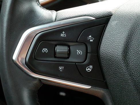 Used 2023 Chevrolet TrailBlazer ACTIV w/ Sun and Liftgate Package AWD/4WD image 25