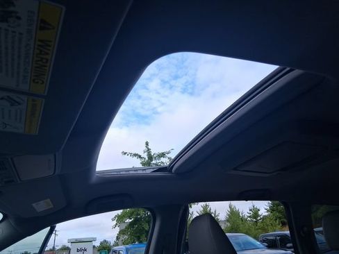Used 2019 Honda Pilot Touring image 22