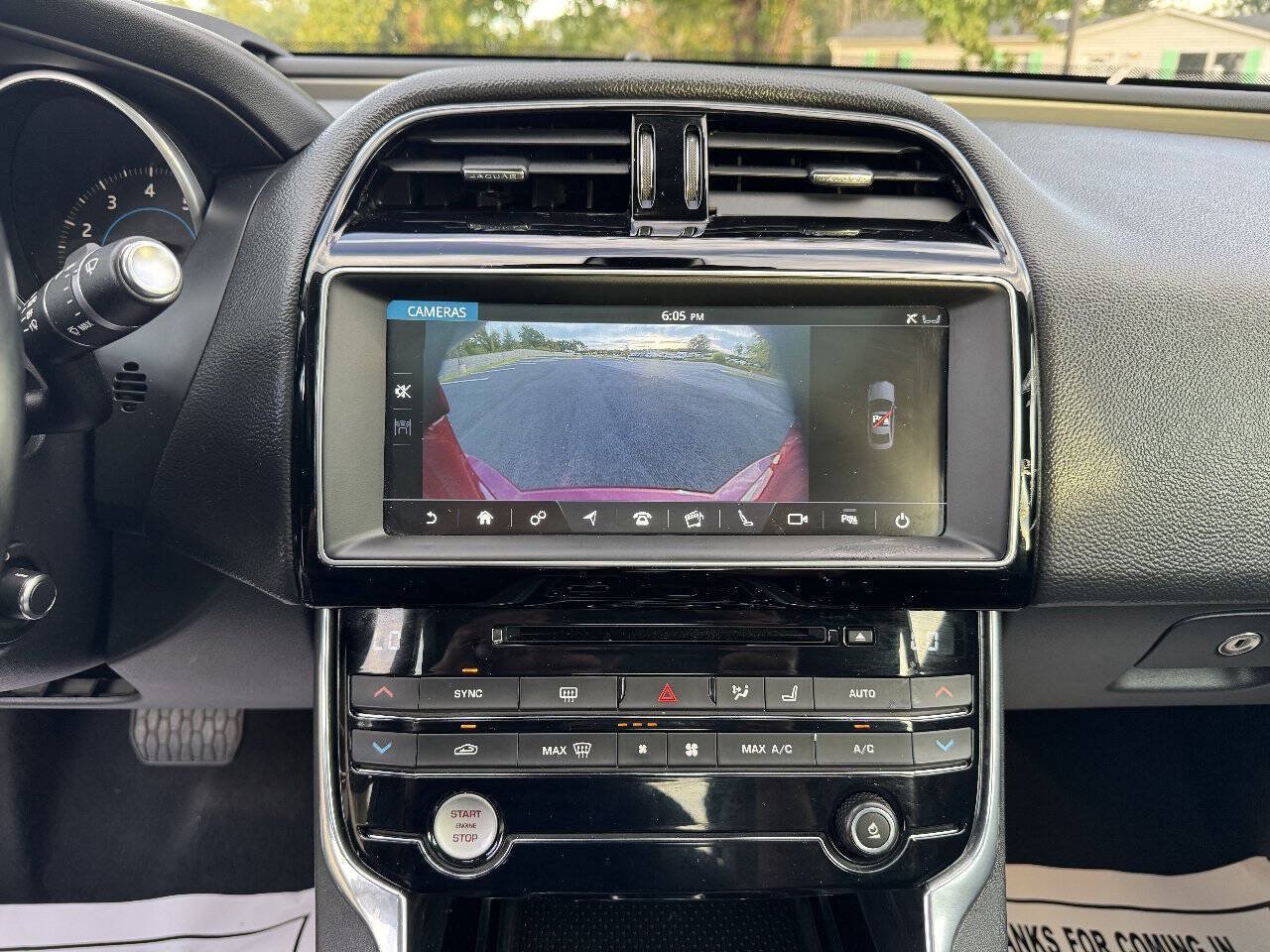 Used 2017 Jaguar XE Prestige RWD image 20