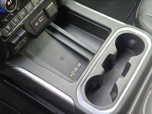 Certified 2022 Chevrolet Silverado 3500 LTZ w/ LTZ Texas Edition image 21