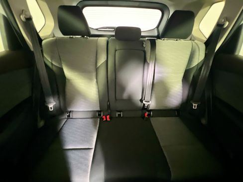 Used 2023 Nissan Rogue SV FWD image 32