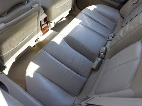 Used 2001 INFINITI I30 w/ (B03) Touring Sport Pkg image 10