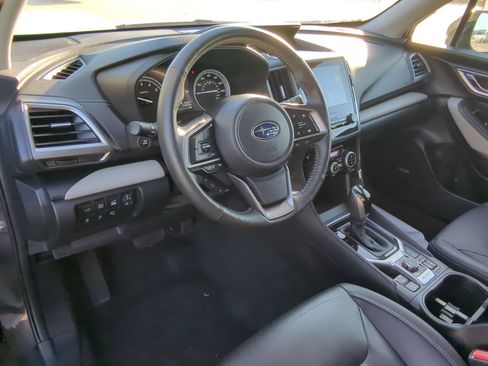 Used 2024 Subaru Forester Limited image 12