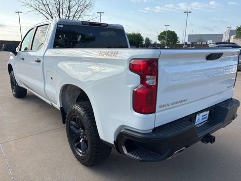 Used 2023 Chevrolet Silverado 1500 Custom Trail Boss AWD/4WD image 4