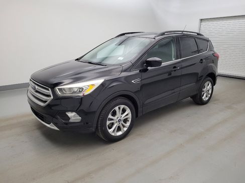 Used 2019 Ford Escape SEL FWD image 2