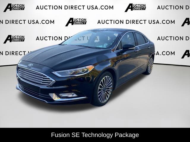 Used 2017 Ford Fusion SE w/ Fusion SE Technology Package FWD image 2