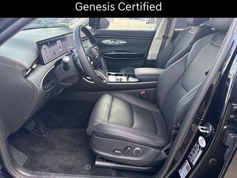 Certified 2026 Genesis GV70 2.5T AWD/4WD image 9