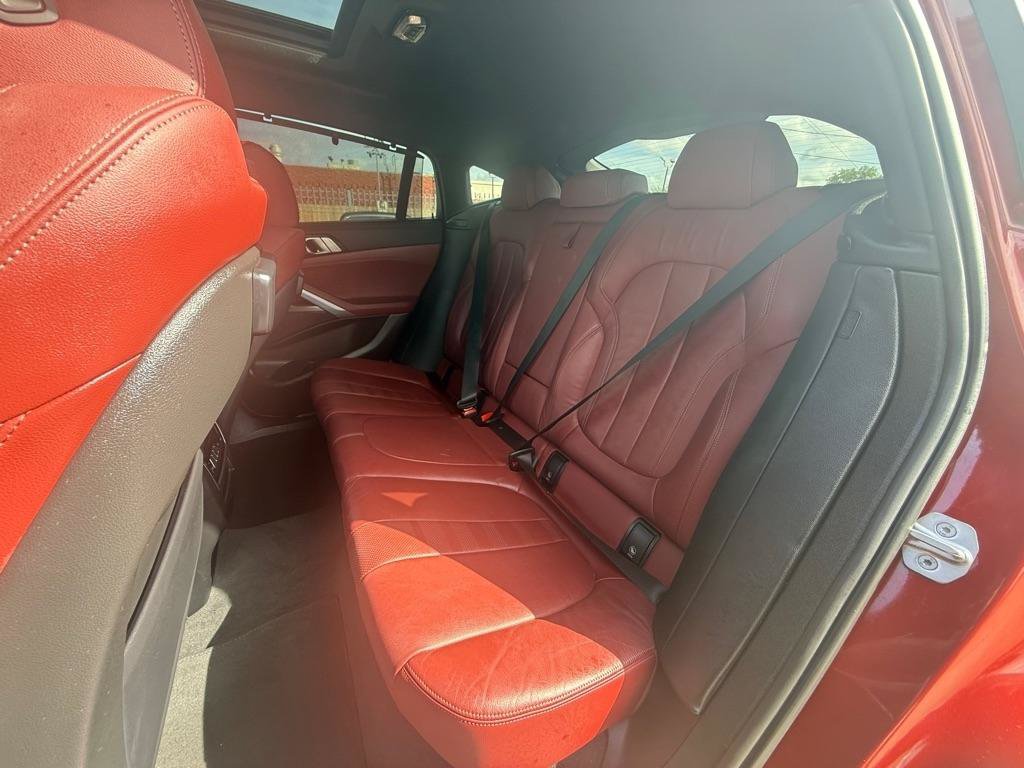 Used 2022 BMW X6 xDrive40i w/ Executive Package AWD/4WD image 15