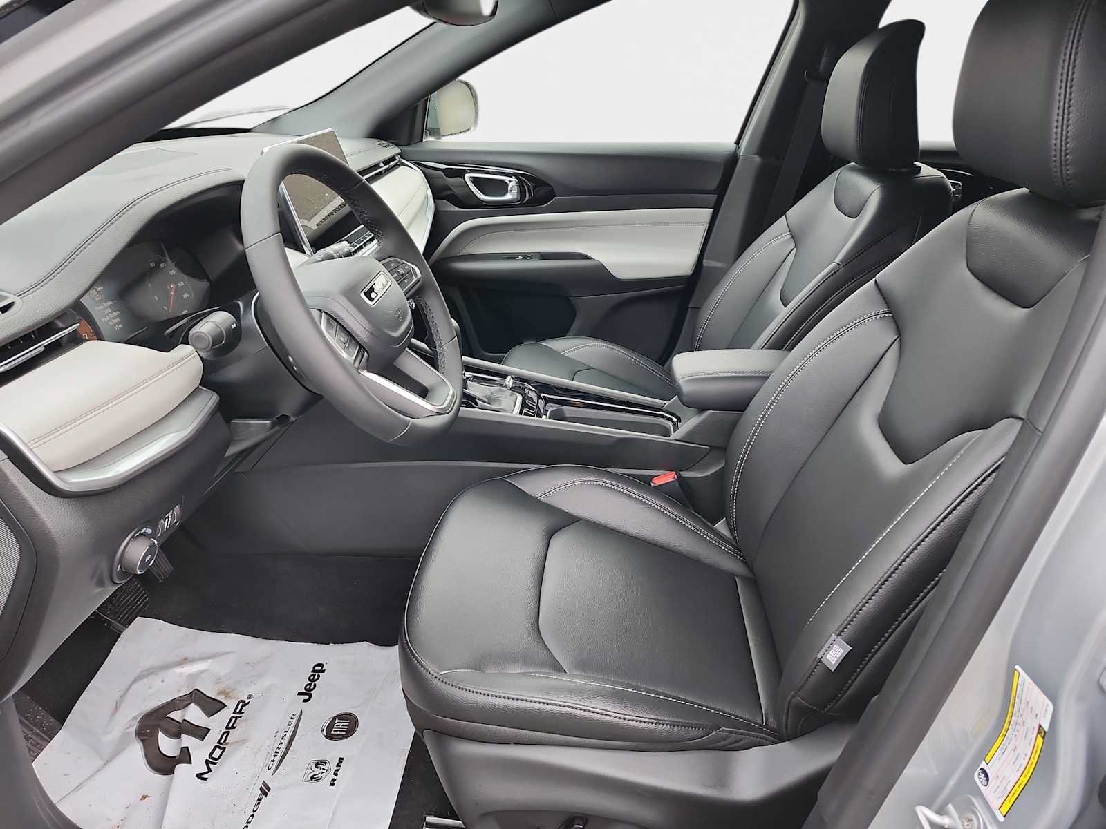 New 2026 Jeep Compass Limited AWD/4WD image 11
