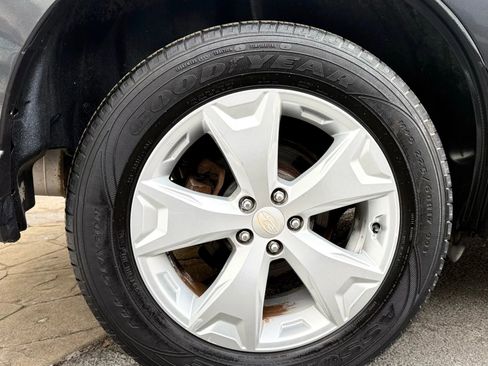 Used 2014 Subaru Forester 2.5i Limited image 49