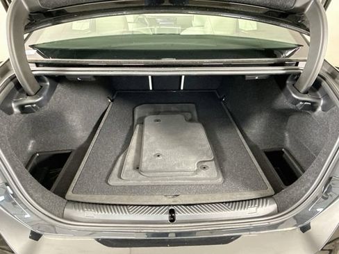 Used 2024 BMW 530i w/ Premium Package RWD image 27