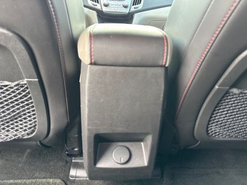 Used 2013 GMC Terrain SLT FWD image 28