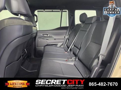 Used 2026 Lexus GX 550 image 45