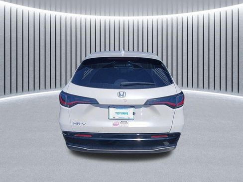 Certified 2023 Honda HR-V EX-L image 11