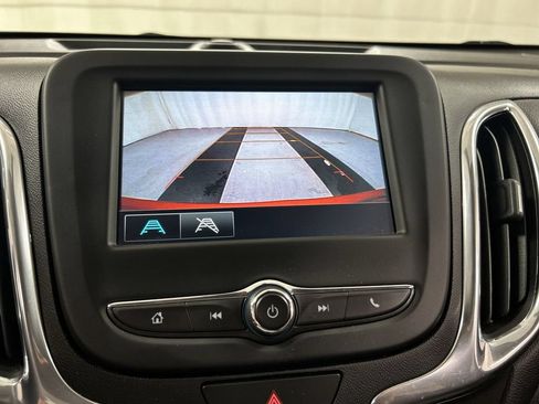 Used 2018 Chevrolet Equinox LT AWD/4WD image 15