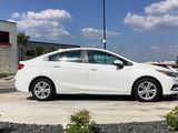 Used 2017 Chevrolet Cruze LT image 5