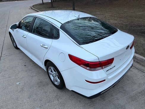 Used 2020 Kia Optima LX image 4