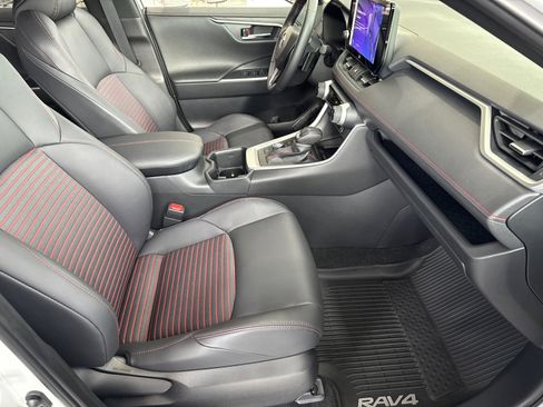 Certified 2025 Toyota RAV4 XSE image 15