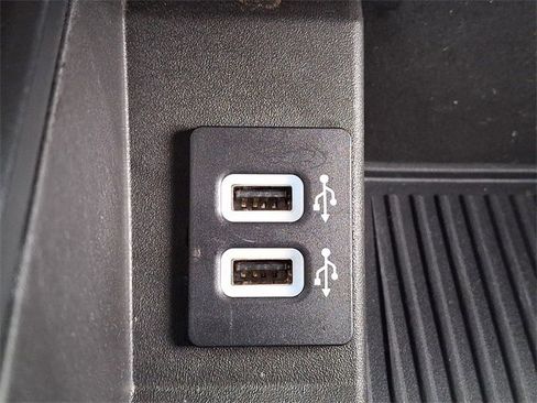 Certified 2018 Ford F150 Lariat image 24