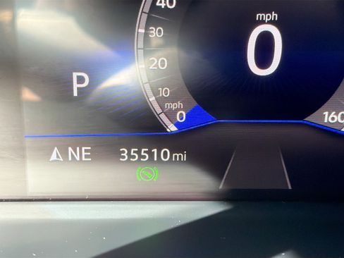 Used 2023 Volkswagen Tiguan SE AWD/4WD image 19