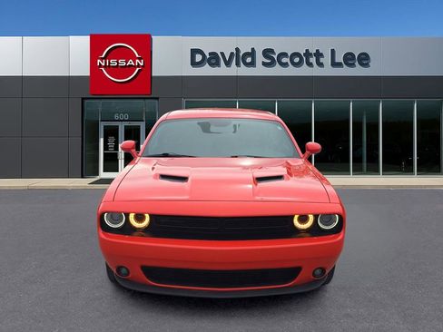 Used 2023 Dodge Challenger SXT w/ Blacktop Package image 2