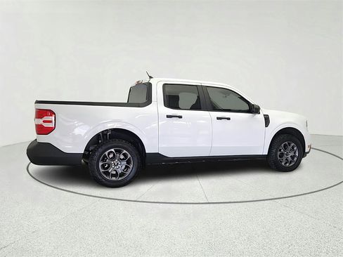 Used 2022 Ford Maverick XLT w/ Equipment Group 300A Standard image 3