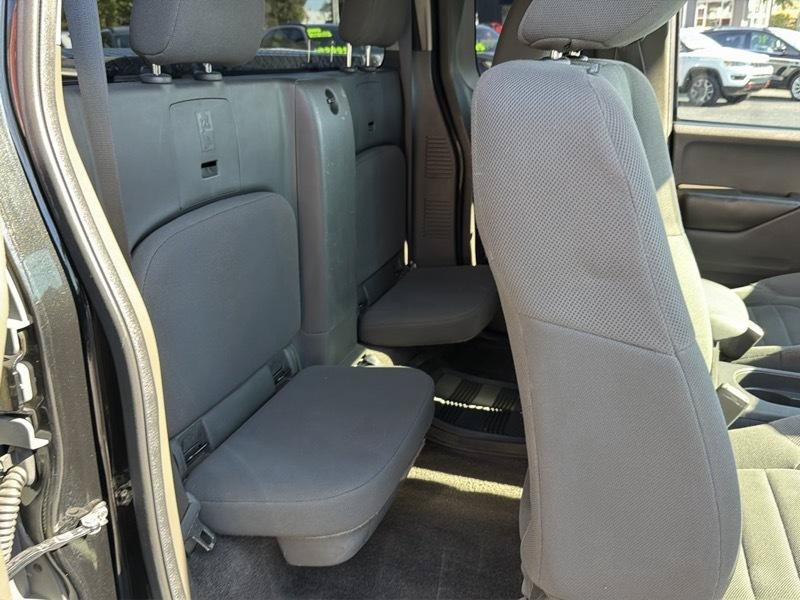 Used 2016 Nissan Frontier S RWD image 6