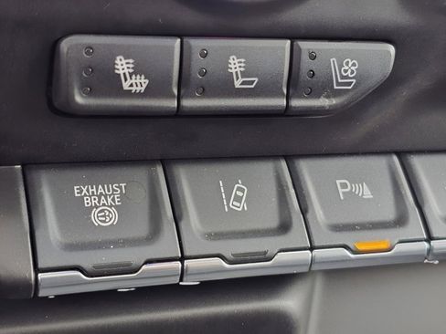 Used 2023 Chevrolet Silverado 3500 LTZ w/ LTZ Plus Package image 9