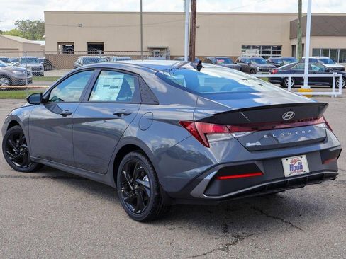 New 2026 Hyundai Elantra Sport FWD image 2