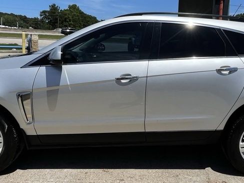 Used 2013 Cadillac SRX FWD image 7